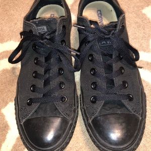 Converse low ride all black